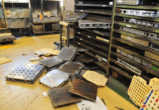 カーボンと金属を複合させた「MCI」発売